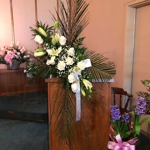 Greenery Cross with Fresh Flowers 
